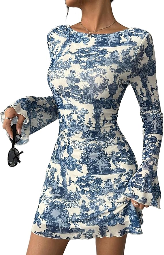 Robe Courte Élégance Florale