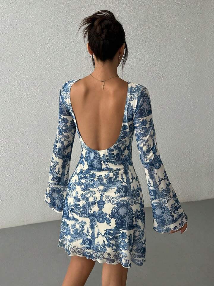 Robe Courte Élégance Florale